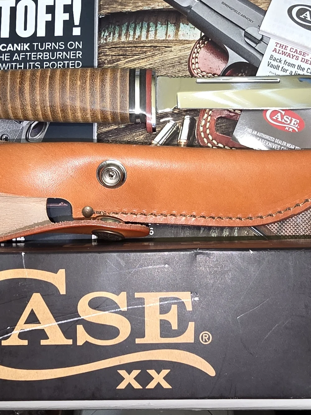 Case XX Leather Hunter Fixed Blade Knife W/ Leather Sheath